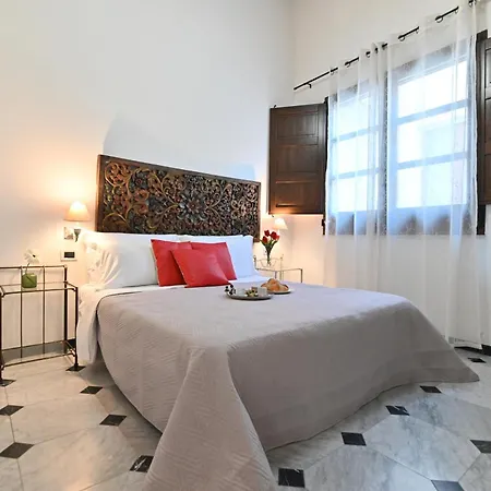 Izzhome Elegance *